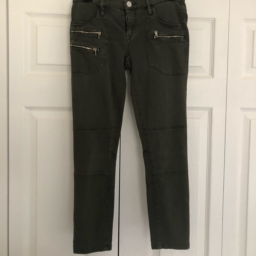 Green skinny jeans